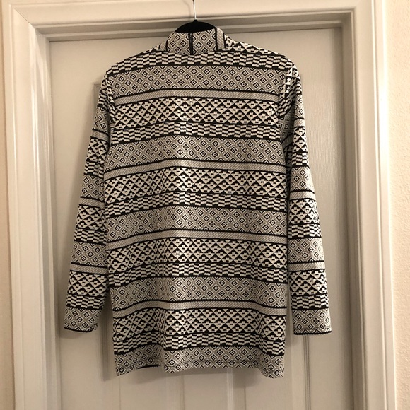 H&M Black and white blazer jacket, size M - Picture 2 of 2